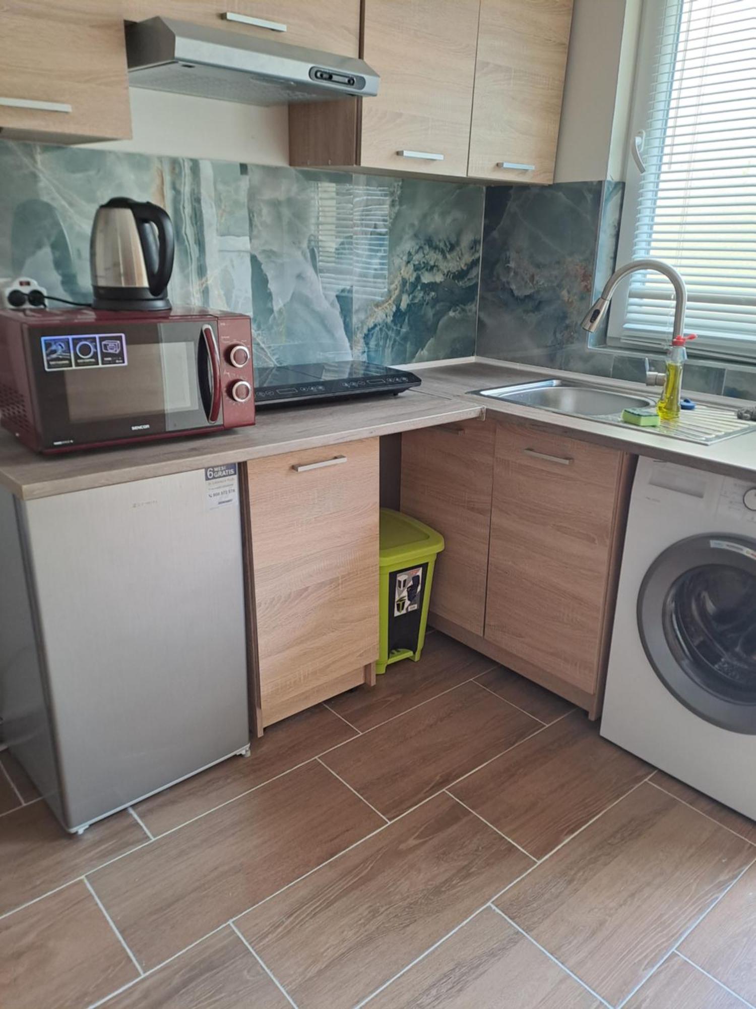 Ferienwohnung Nha Nghi Cho Cap Doi Va Gia Dinh Prag Exterior foto