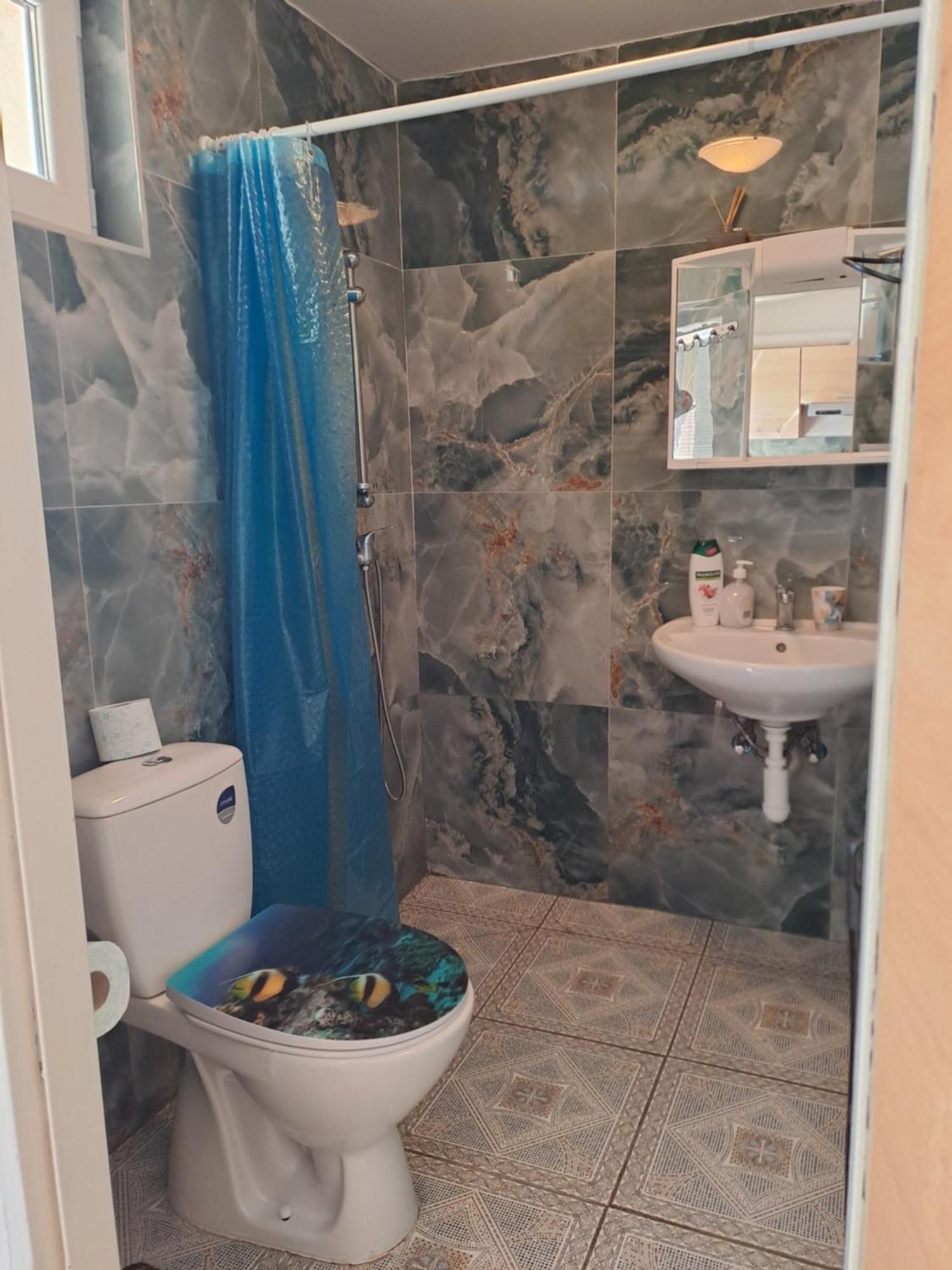 Ferienwohnung Nha Nghi Cho Cap Doi Va Gia Dinh Prag Zimmer foto